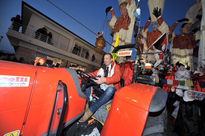 Ingrandisci la foto